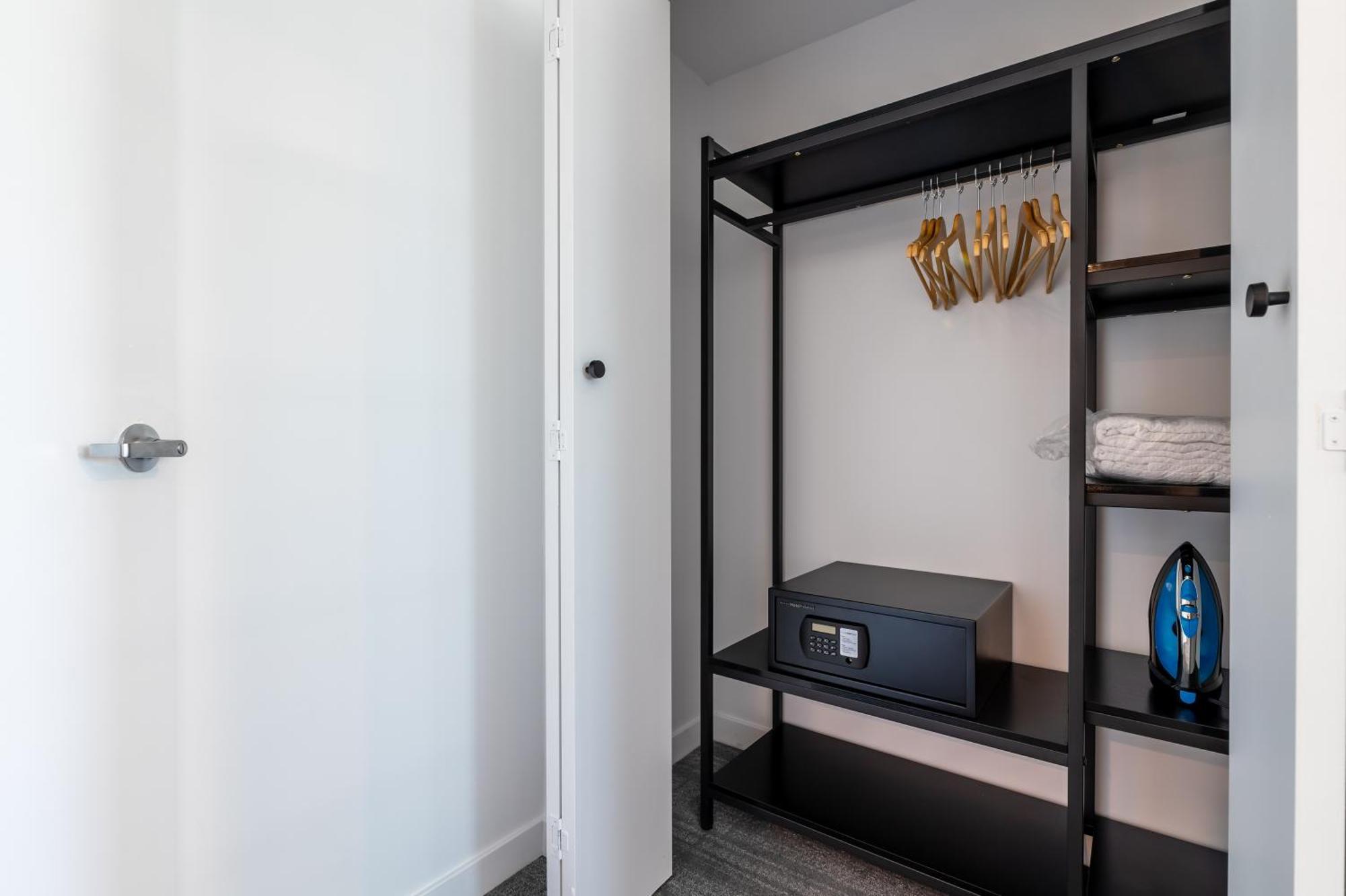 Hotel Mai Downtown Лонг Бич Номер фото