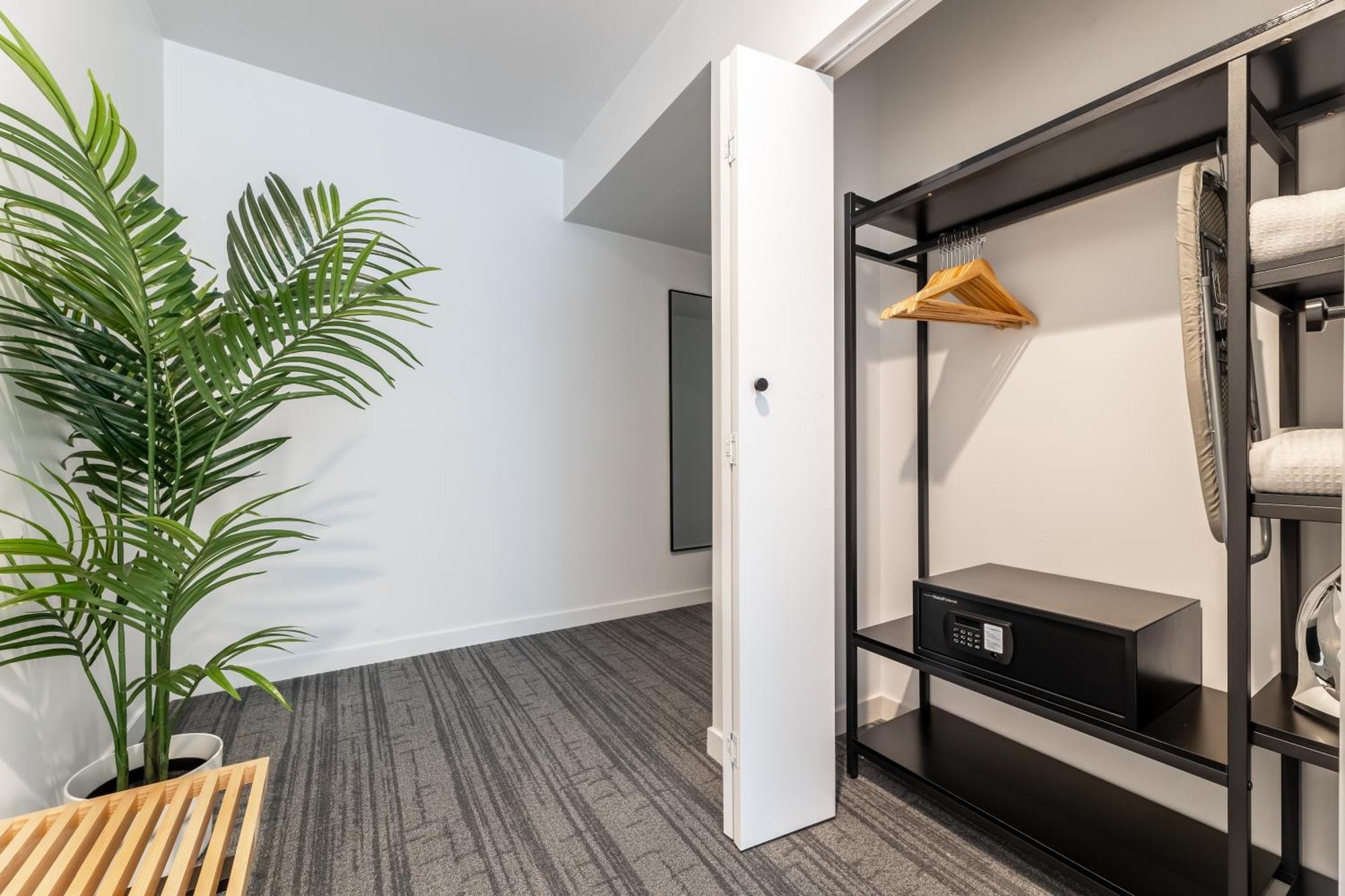 Hotel Mai Downtown Лонг Бич Номер фото