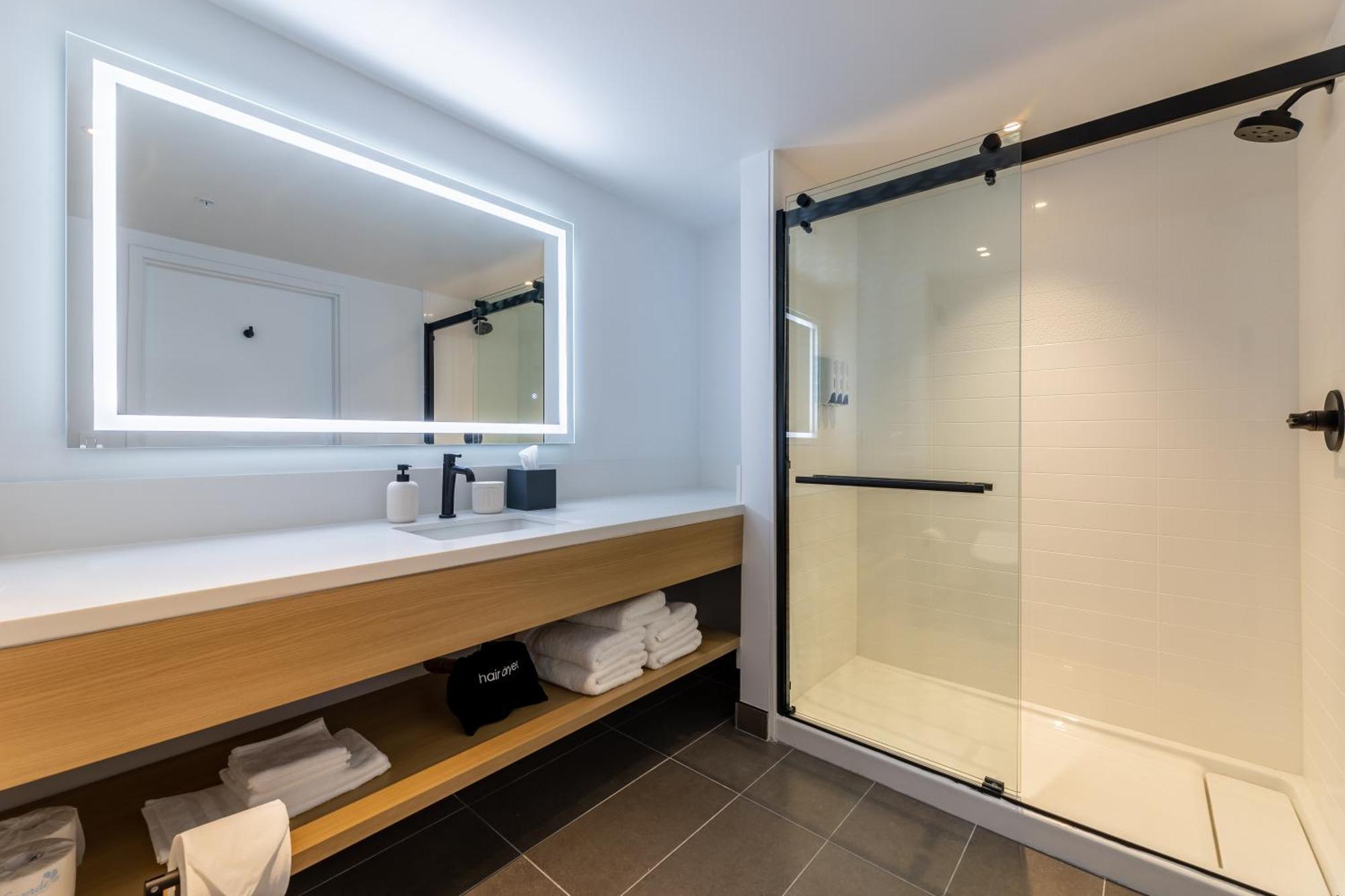 Hotel Mai Downtown Лонг Бич Номер фото